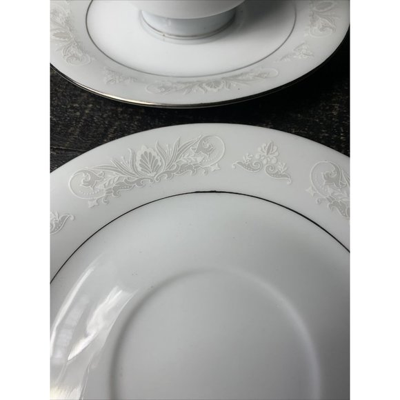 Set of 2 ~ Crown Ming Fine China Tea Coffee Cups with Saucer - Picture 6 of 8